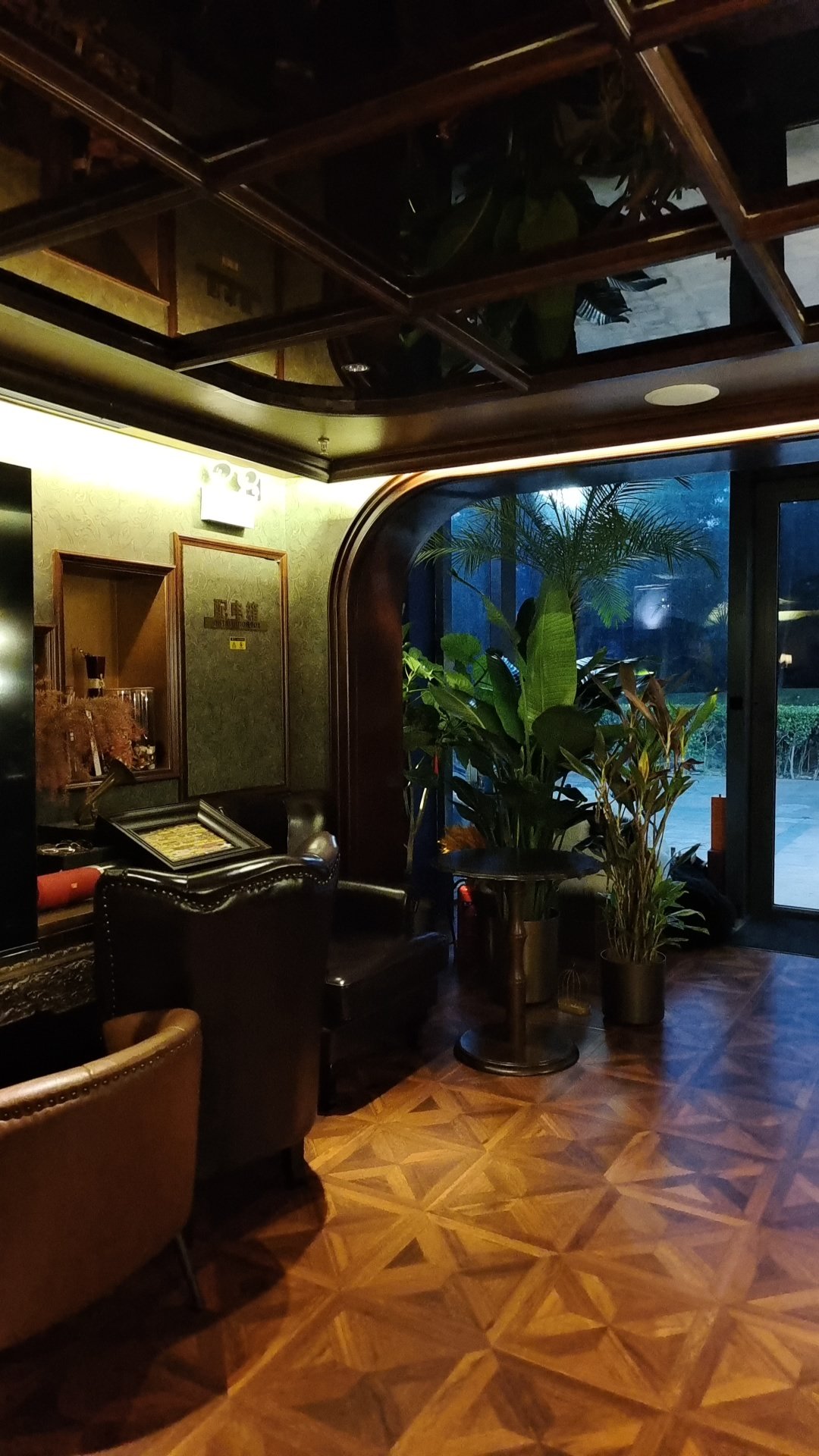 娄底商务ktv夜场氛围营造-冷水江市ktv预订