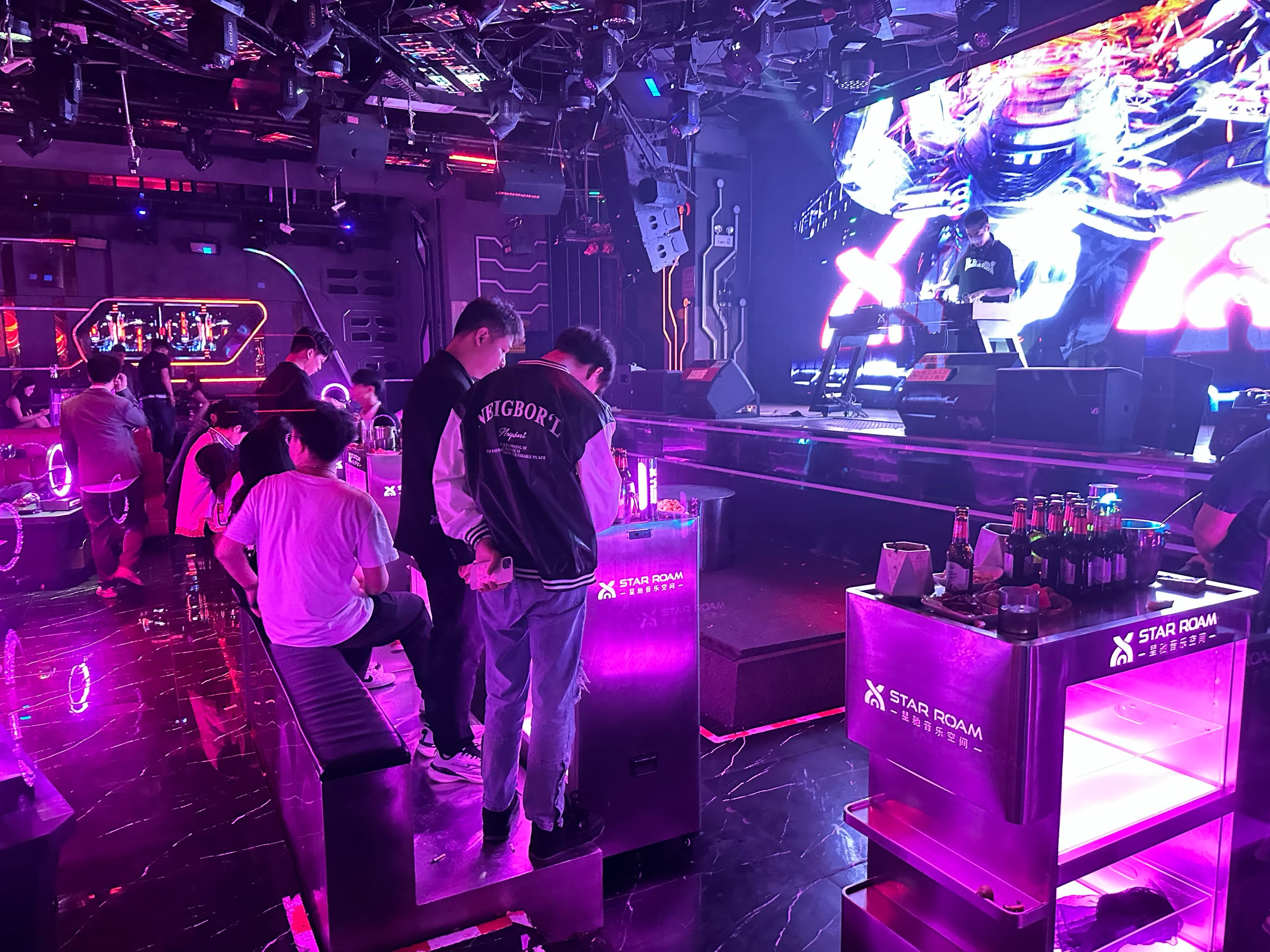 娄底商务KTV，尽在这里-冷水江市ktv预订